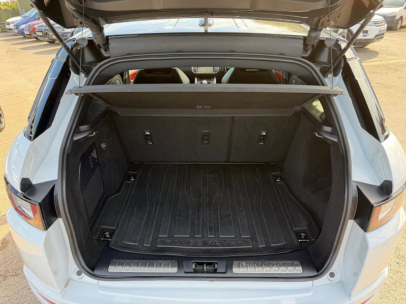 Land Rover Range Rover Evoque 2.0 TD4 HSE Dynamic SUV 5dr Diesel Manual 4WD Euro 6 (s/s) (180 ps) 5dr Manual 2026