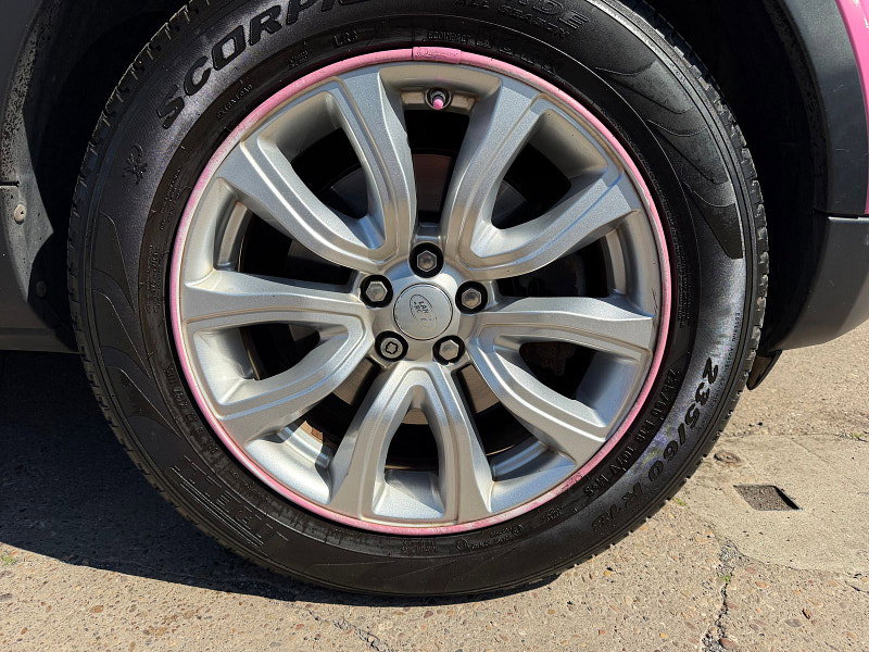 Land Rover Range Rover Evoque 2.0 TD4 SE Tech SUV 5dr Diesel Auto 4WD Euro 6 (s/s) (180 ps) 5dr Automatic 2026