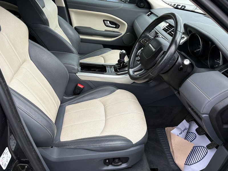 Land Rover Range Rover Evoque 2.0 TD4 SE Tech SUV 5dr Diesel Manual 4WD Euro 6 (s/s) (180 ps) 5dr Manual 2026