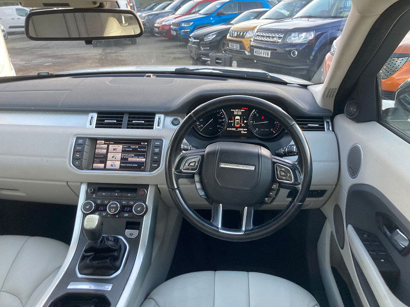 Land Rover Range Rover Evoque 2.2 eD4 Pure Tech SUV 5dr Diesel Manual FWD Euro 5 (s/s) (150 ps) 5dr Manual 2026