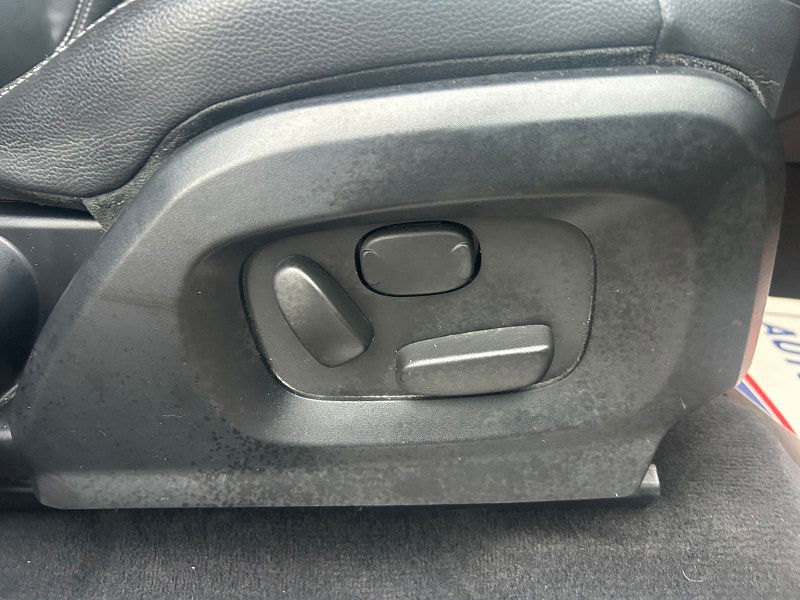 Land Rover Range Rover Evoque 2.2 SD4 Dynamic SUV 5dr Diesel Auto 4WD Euro 5 (s/s) (190 ps) 5dr Automatic 2026