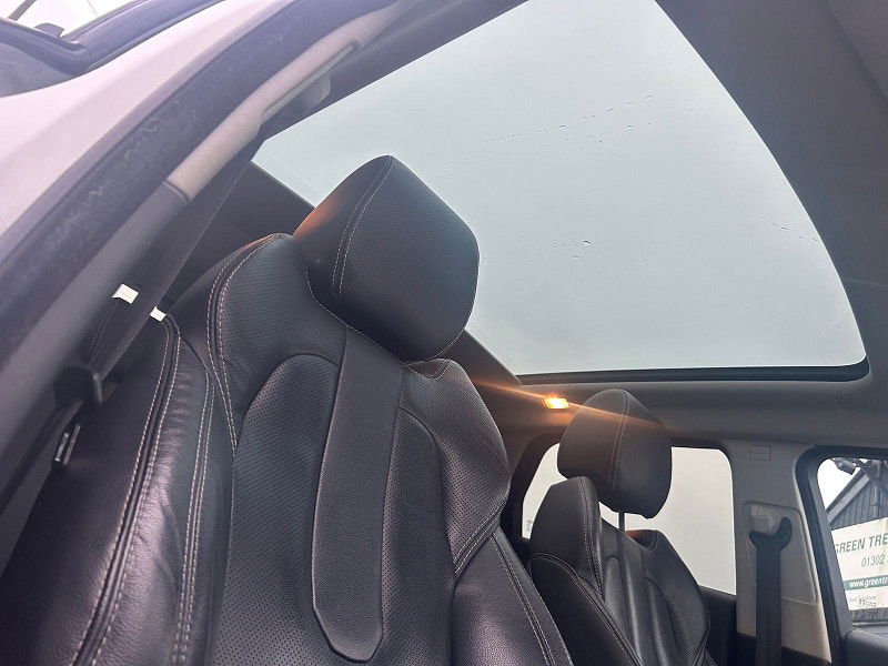 Land Rover Range Rover Evoque 2.2 SD4 Dynamic SUV 5dr Diesel Auto 4WD Euro 5 (s/s) (190 ps) 5dr Automatic 2026