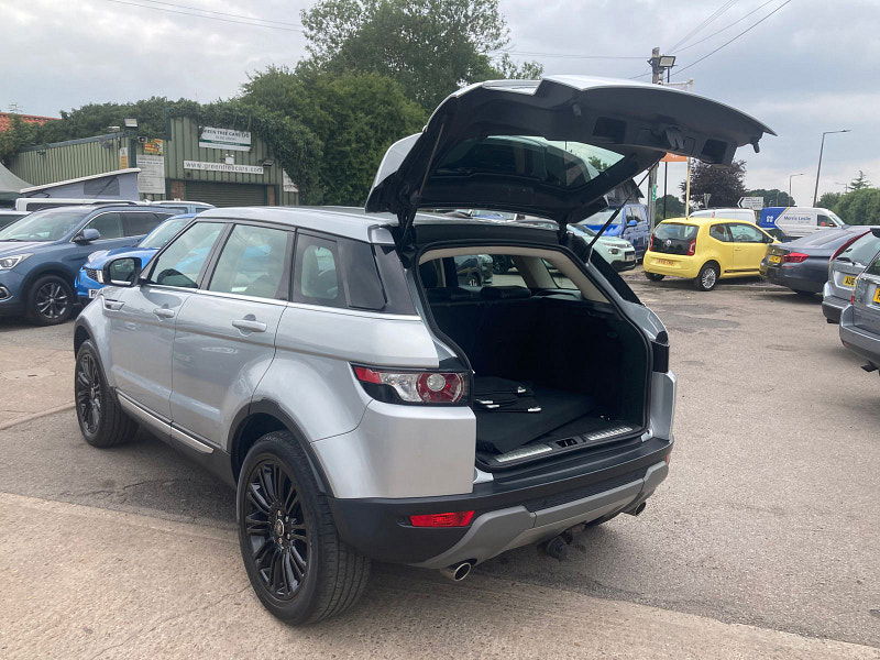 Land Rover Range Rover Evoque 2.2 SD4 Prestige SUV 5dr Diesel Auto 4WD Euro 5 (s/s) (190 ps) 5dr Automatic 2025