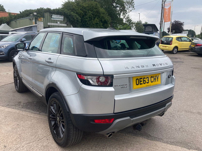 Land Rover Range Rover Evoque 2.2 SD4 Prestige SUV 5dr Diesel Auto 4WD Euro 5 (s/s) (190 ps) 5dr Automatic 2025