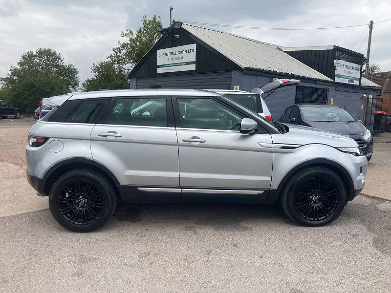 Land Rover Range Rover Evoque 2.2 SD4 Prestige SUV 5dr Diesel Auto 4WD Euro 5 (s/s) (190 ps) 5dr Automatic 2025