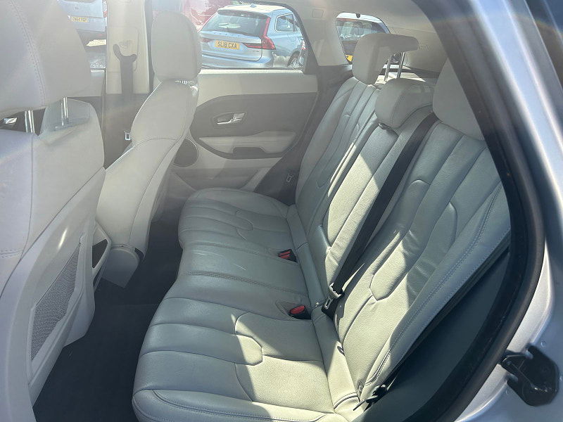 Land Rover Range Rover Evoque 2.2 SD4 Pure SUV 5dr Diesel Auto 4WD Euro 5 (s/s) (190 ps) 5dr Automatic 2025