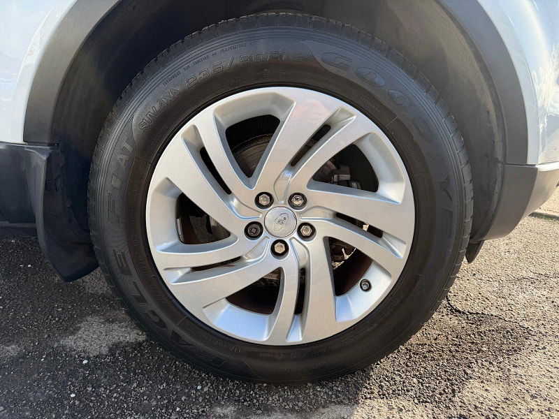 Land Rover Range Rover Evoque 2.2 SD4 Pure SUV 5dr Diesel Manual 4WD Euro 5 (s/s) (190 ps) 5dr Manual 2026