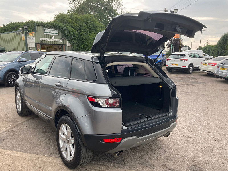 Land Rover Range Rover Evoque 2.2 SD4 Pure SUV 5dr Diesel Manual 4WD Euro 5 (s/s) (190 ps) 5dr Manual 2025