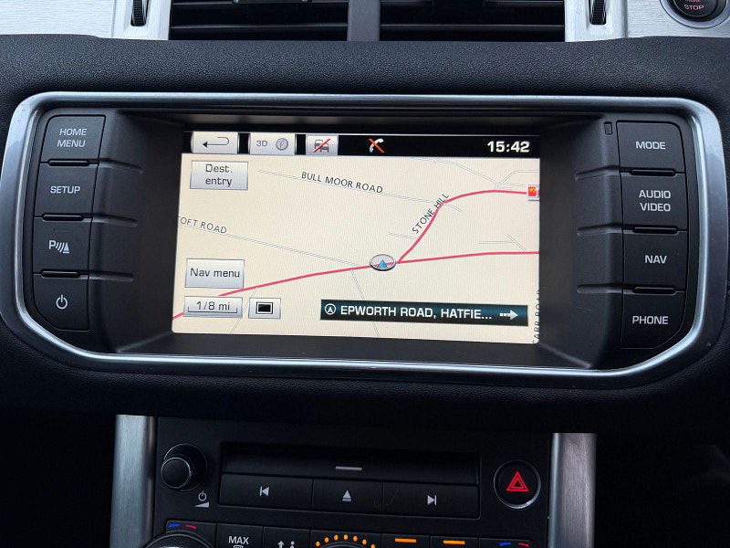 Land Rover Range Rover Evoque 2.2 SD4 Pure Tech SUV 5dr Diesel Auto 4WD Euro 5 (s/s) (190 ps) 5dr Automatic 2026