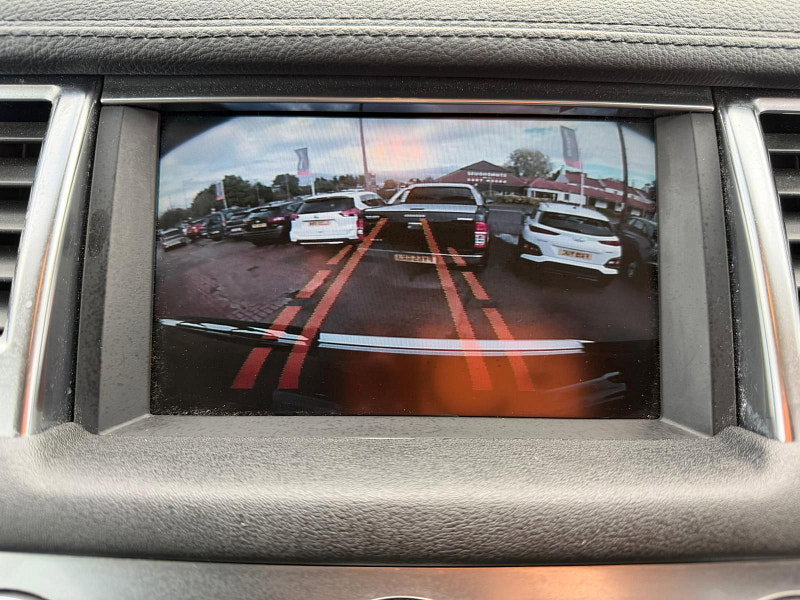 Land Rover Range Rover Sport 3.0 SD V6 HSE SUV 5dr Diesel Auto 4WD Euro 5 (255 bhp) 5dr Automatic 2026