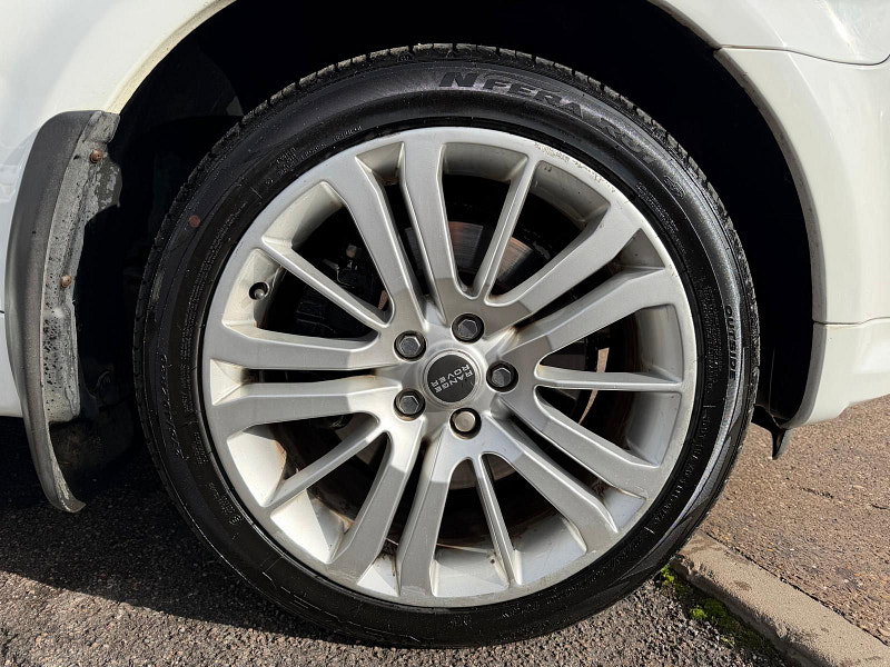 Land Rover Range Rover Sport 3.0 SD V6 HSE SUV 5dr Diesel Auto 4WD Euro 5 (255 bhp) 5dr Automatic 2026