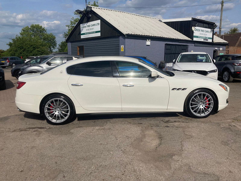 Maserati Quattroporte 3.0D V6 Saloon 4dr Diesel ZF Euro 5 (s/s) (275 ps) 4dr Automatic 2025