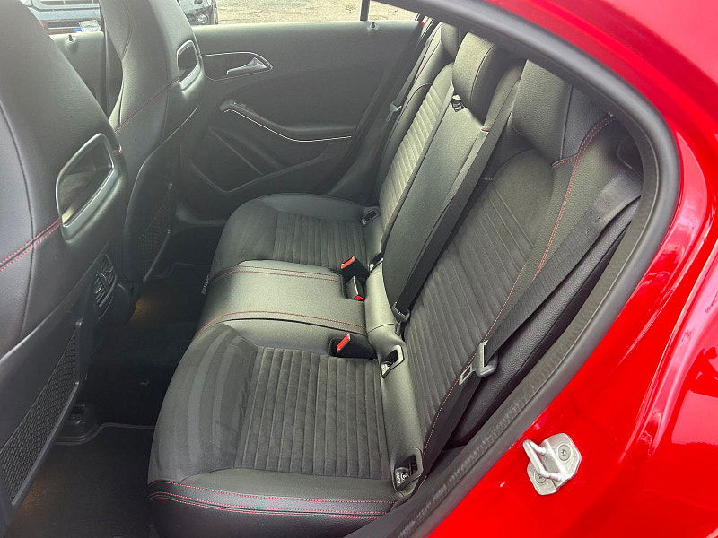 Mercedes-Benz A Class 1.5 A180d AMG Line (Premium) Hatchback 5dr Diesel 7G-DCT Euro 6 (s/s) (109 ps) 5dr Automatic 2025