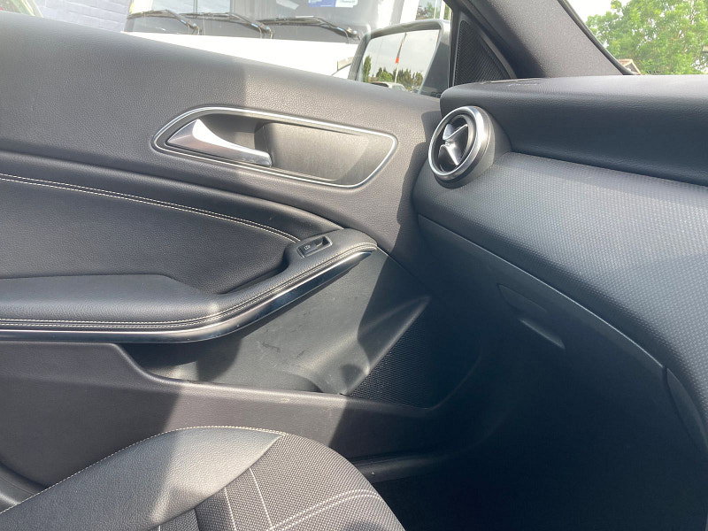 Mercedes-Benz A Class 1.6 A200 Sport Hatchback 5dr Petrol Manual Euro 6 (s/s) (156 ps) 5dr Manual 2026