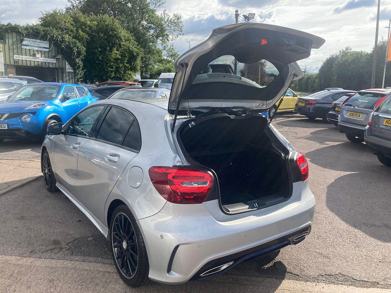Mercedes-Benz A Class 2.1 A200d AMG Line (Executive) Hatchback 5dr Diesel Manual Euro 6 (s/s) (136 ps) 5dr Manual 2025