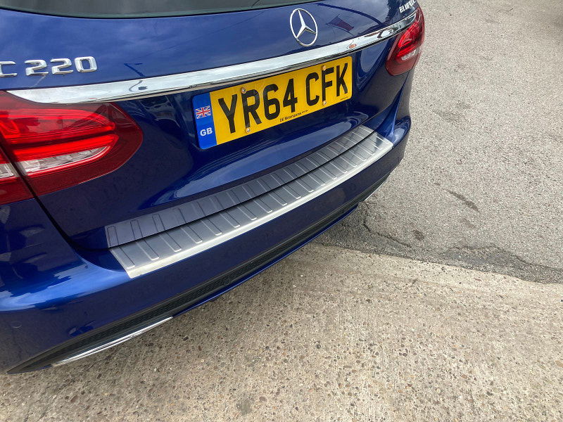 Mercedes-Benz C Class 2.1 C220 BlueTEC AMG Line Estate 5dr Diesel G-Tronic+ Euro 6 (s/s) (170 ps) 5dr Automatic 2025