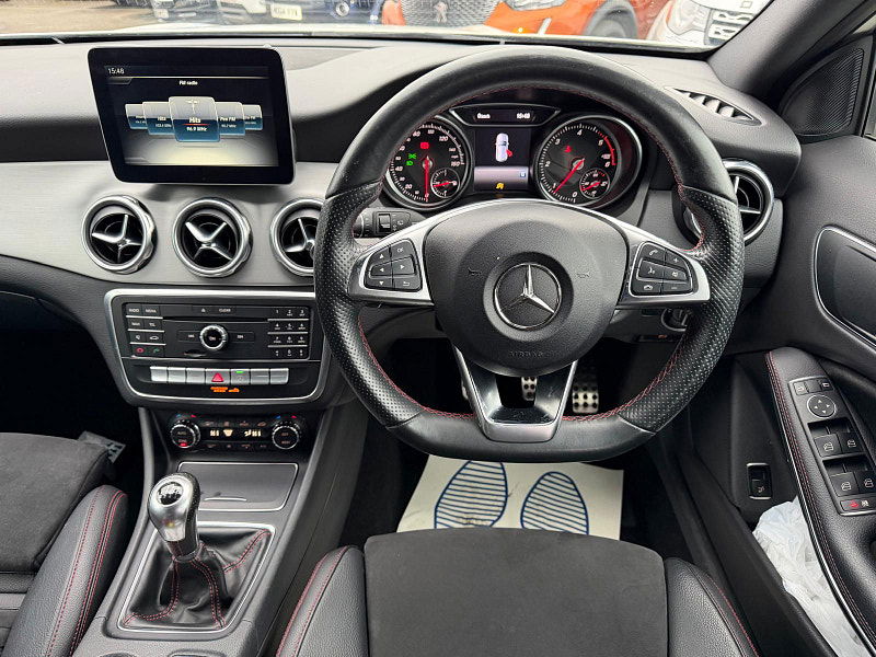 Mercedes-Benz GLA 2.1 GLA200d AMG Line SUV 5dr Diesel Manual Euro 6 (s/s) (136 ps) 5dr Manual 2026