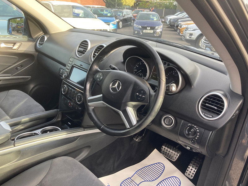 Mercedes-Benz M Class 3.0 ML350 CDI V6 BlueEfficiency Sport SUV 5dr Diesel G-Tronic 4WD Euro 5 (231 ps) 5dr Automatic 2025