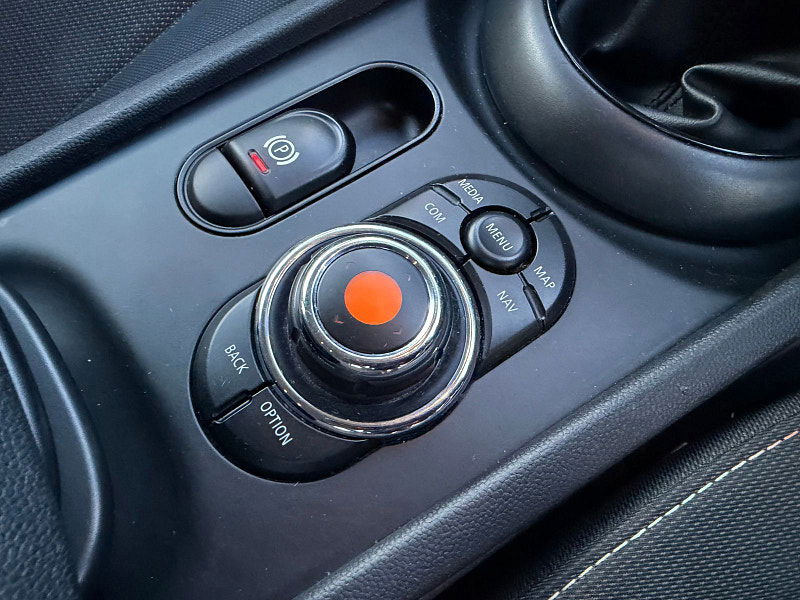 MINI Clubman 1.5 Cooper Estate 6dr Petrol Manual Euro 6 (s/s) (136 ps) 5dr Manual 2026