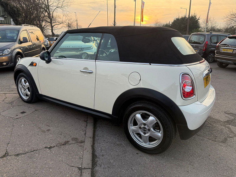 MINI Convertible 1.6 One Convertible 2dr Petrol Manual Euro 5 (98 ps) 2dr Manual 2025