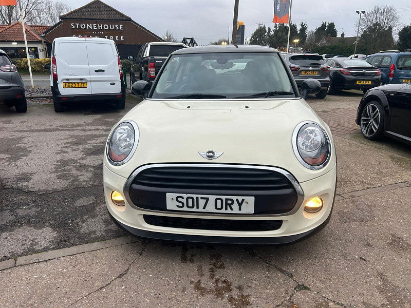 MINI Hatch 1.5 Cooper Hatchback 3dr Petrol Manual Euro 6 (s/s) (136 ps) 3dr Manual 2025