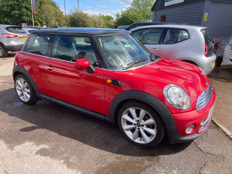 MINI Hatch 1.6 Cooper D Hatchback 3dr Diesel Manual Euro 5 (s/s) (112 ps) 3dr Manual 2026