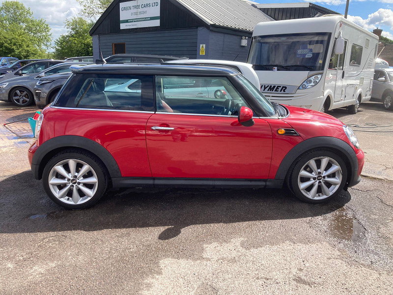 MINI Hatch 1.6 Cooper D Hatchback 3dr Diesel Manual Euro 5 (s/s) (112 ps) 3dr Manual 2026
