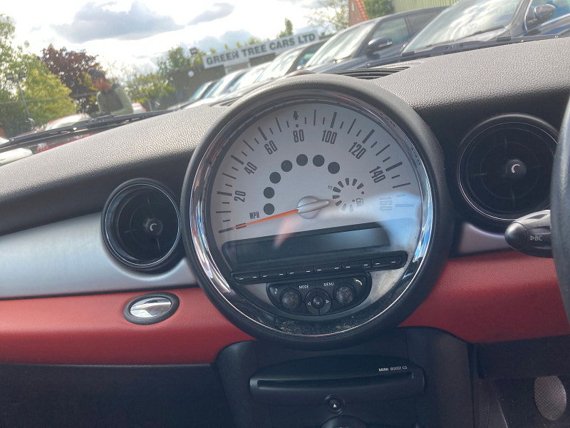 MINI Hatch 1.6 Cooper D Hatchback 3dr Diesel Manual Euro 5 (s/s) (112 ps) 3dr Manual 2026