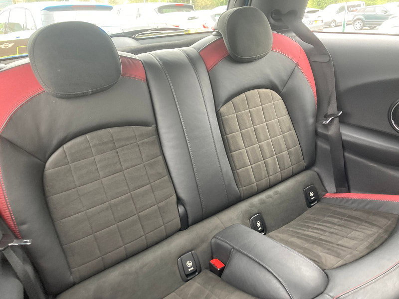 MINI Hatch 2.0 John Cooper Works Hatchback 3dr Petrol Auto Euro 6 (s/s) (231 ps) 3dr Automatic 2026