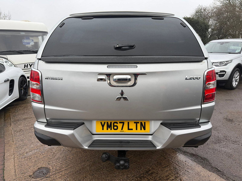 Mitsubishi L200 2.4 DI-D DC Barbarian Pickup Double Cab 4dr Diesel Manual 4WD Euro 6 (178 ps) 4dr Manual 2026