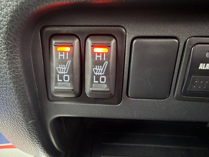 Mitsubishi L200 2.4 DI-D DC Barbarian Pickup Double Cab 4dr Diesel Manual 4WD Euro 6 (178 ps) 4dr Manual 2026