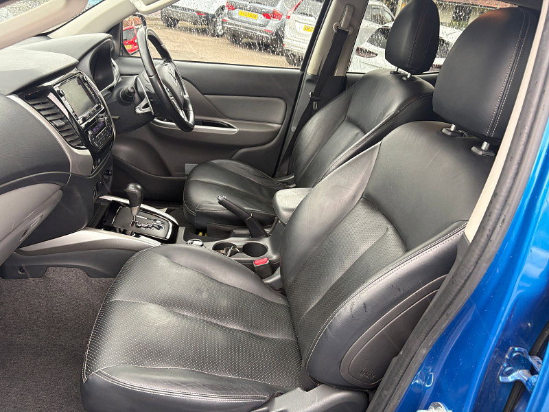 Mitsubishi L200 2.4 DI-D DC Warrior Pickup Double Cab 4dr Diesel Auto 4WD Euro 6 (178 ps) 4dr Automatic 2026