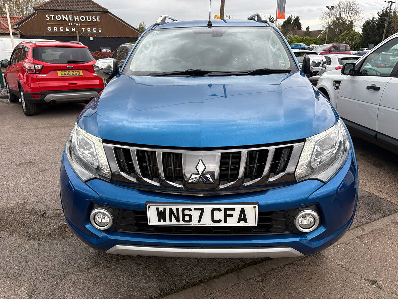 Mitsubishi L200 2.4 DI-D DC Warrior Pickup Double Cab 4dr Diesel Auto 4WD Euro 6 (178 ps) 4dr Automatic 2026