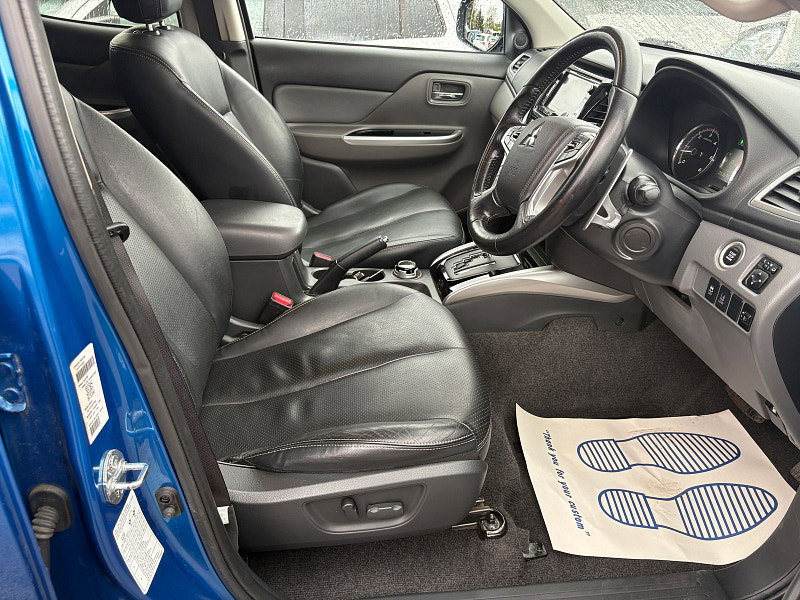 Mitsubishi L200 2.4 DI-D DC Warrior Pickup Double Cab 4dr Diesel Auto 4WD Euro 6 (178 ps) 4dr Automatic 2026