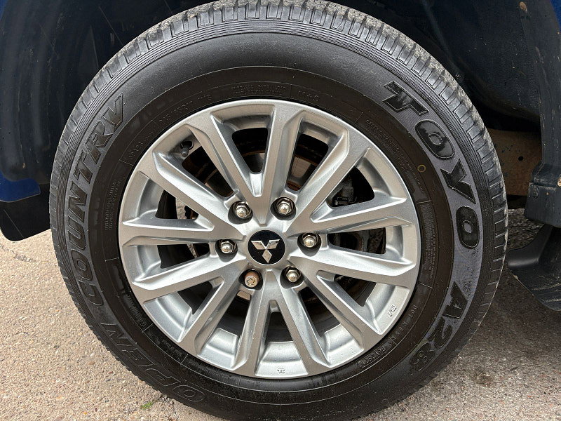 Mitsubishi L200 2.4 DI-D DC Warrior Pickup Double Cab 4dr Diesel Auto 4WD Euro 6 (178 ps) 4dr Automatic 2026