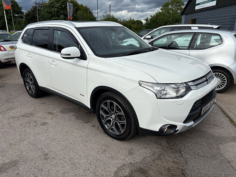 Mitsubishi Outlander 2.2 DI-D GX4 SUV 5dr Diesel Auto 4WD Euro 5 (s/s) (150 ps) 5dr Automatic 2026