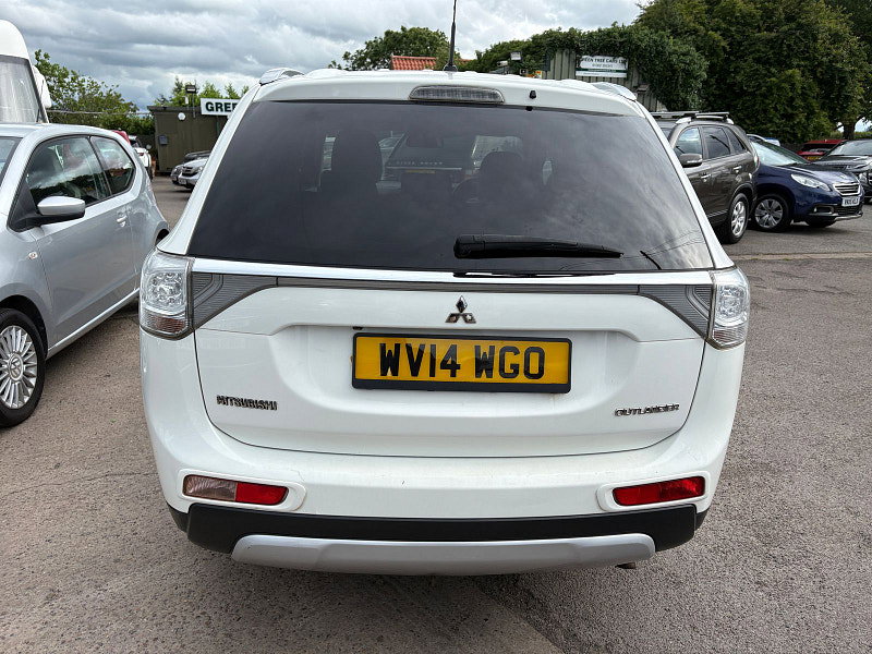 Mitsubishi Outlander 2.2 DI-D GX4 SUV 5dr Diesel Auto 4WD Euro 5 (s/s) (150 ps) 5dr Automatic 2026