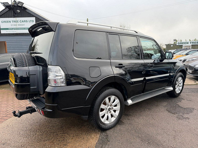 Mitsubishi Shogun 3.2 DI-DC Elegance SUV 5dr Diesel Auto 4WD Euro 5 LWB (197 ps) 5dr Automatic 2025