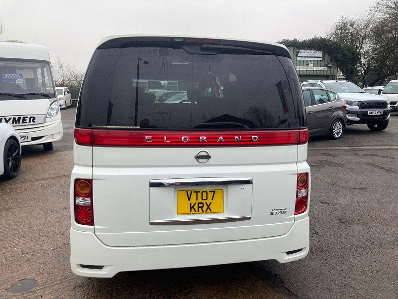 Nissan Elgrand  5dr Automatic 2026