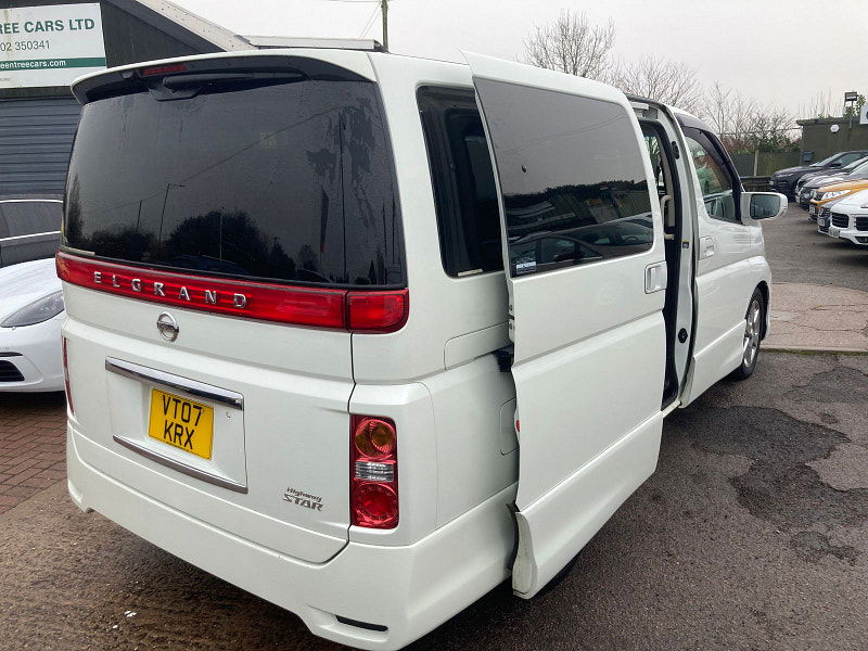 Nissan Elgrand  5dr Automatic 2026