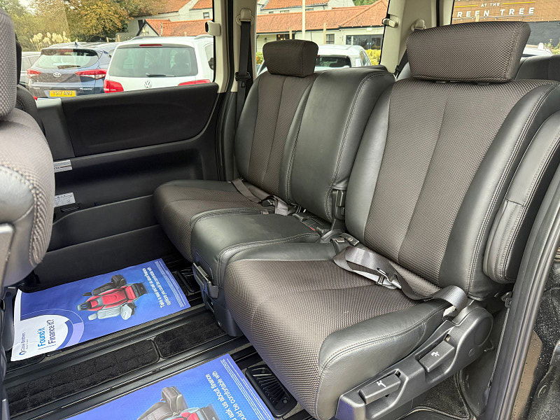 Nissan Elgrand SEVEN SEATS 5dr  2025