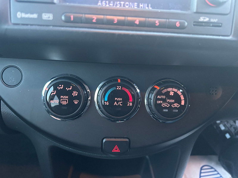 Nissan Note 1.6 16V Tekna Hatchback 5dr Petrol Auto Euro 4 (110 ps) 5dr Automatic 2025