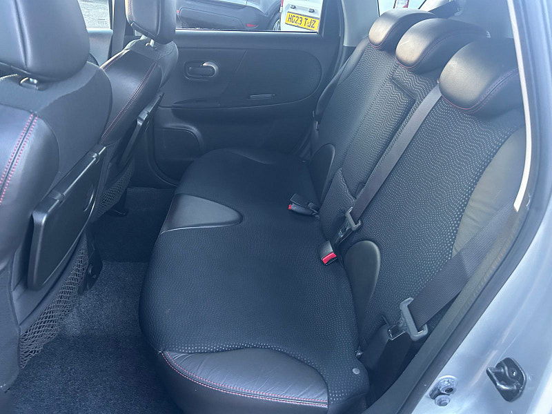 Nissan Note 1.6 16V Tekna Hatchback 5dr Petrol Auto Euro 4 (110 ps) 5dr Automatic 2025