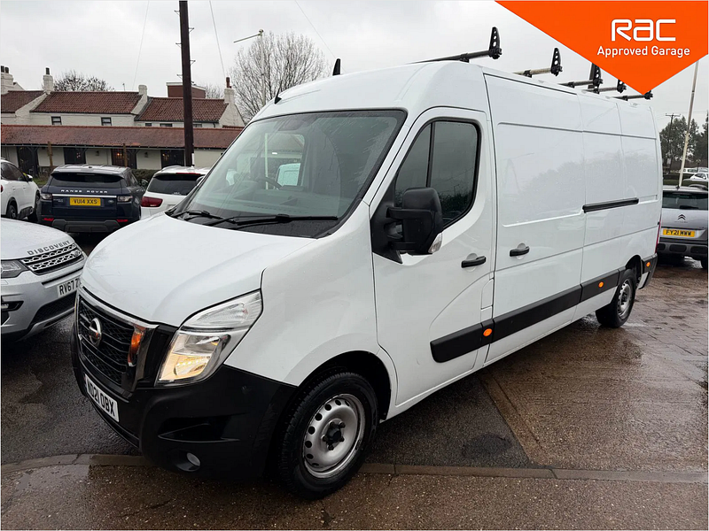Nissan NV400 2.3 dCi 35 Tekna Panel Van 5dr Diesel Manual FWD L3 H2 Euro 6 (135 ps) 5dr Manual 2026
