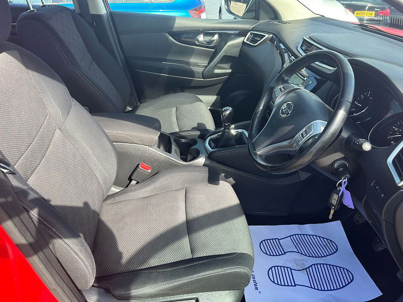 Nissan Qashqai 1.2 DIG-T Acenta SUV 5dr Petrol Manual 2WD Euro 5 (s/s) (115 ps) 5dr Manual 2025