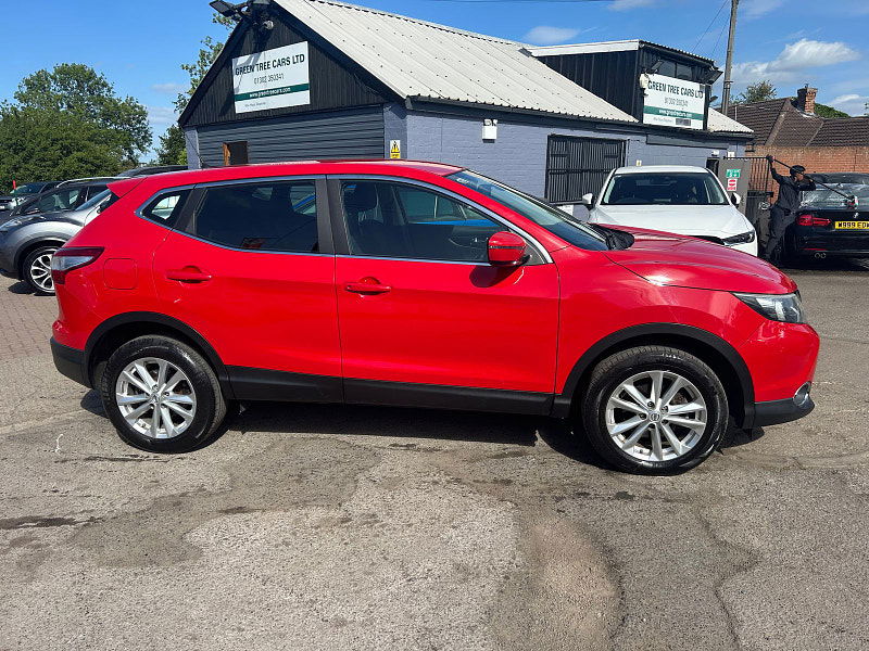 Nissan Qashqai 1.2 DIG-T Acenta SUV 5dr Petrol Manual 2WD Euro 5 (s/s) (115 ps) 5dr Manual 2025