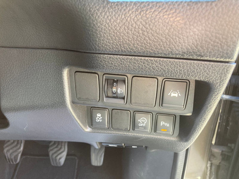 Nissan Qashqai 1.2 DIG-T N-Connecta SUV 5dr Petrol Manual 2WD Euro 6 (s/s) (115 ps) 5dr Manual 2026