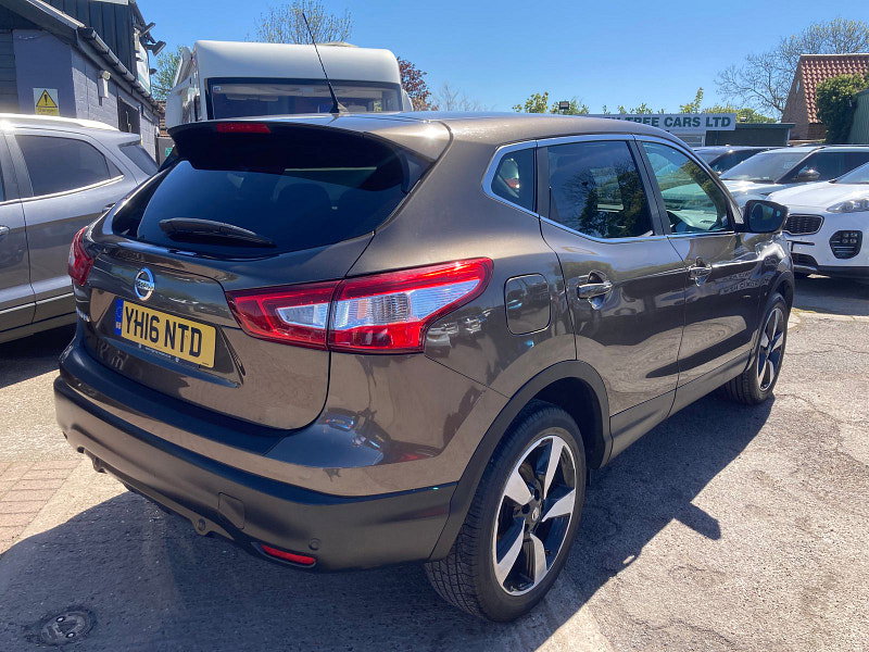 Nissan Qashqai 1.2 DIG-T N-Connecta SUV 5dr Petrol Manual 2WD Euro 6 (s/s) (115 ps) 5dr Manual 2026