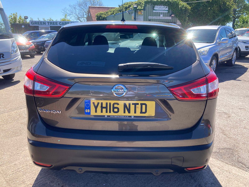 Nissan Qashqai 1.2 DIG-T N-Connecta SUV 5dr Petrol Manual 2WD Euro 6 (s/s) (115 ps) 5dr Manual 2026