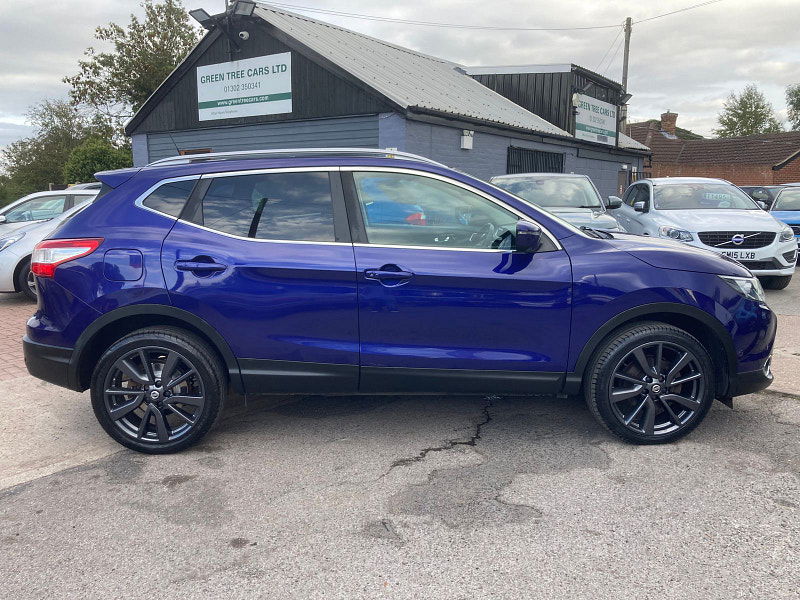 Nissan Qashqai 1.2 DIG-T Tekna SUV 5dr Petrol Manual 2WD Euro 6 (s/s) (115 ps) 5dr Manual 2025